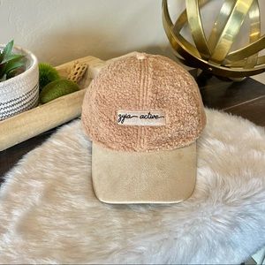 New with tags- ZYIA camel & black sherpa cap hat
